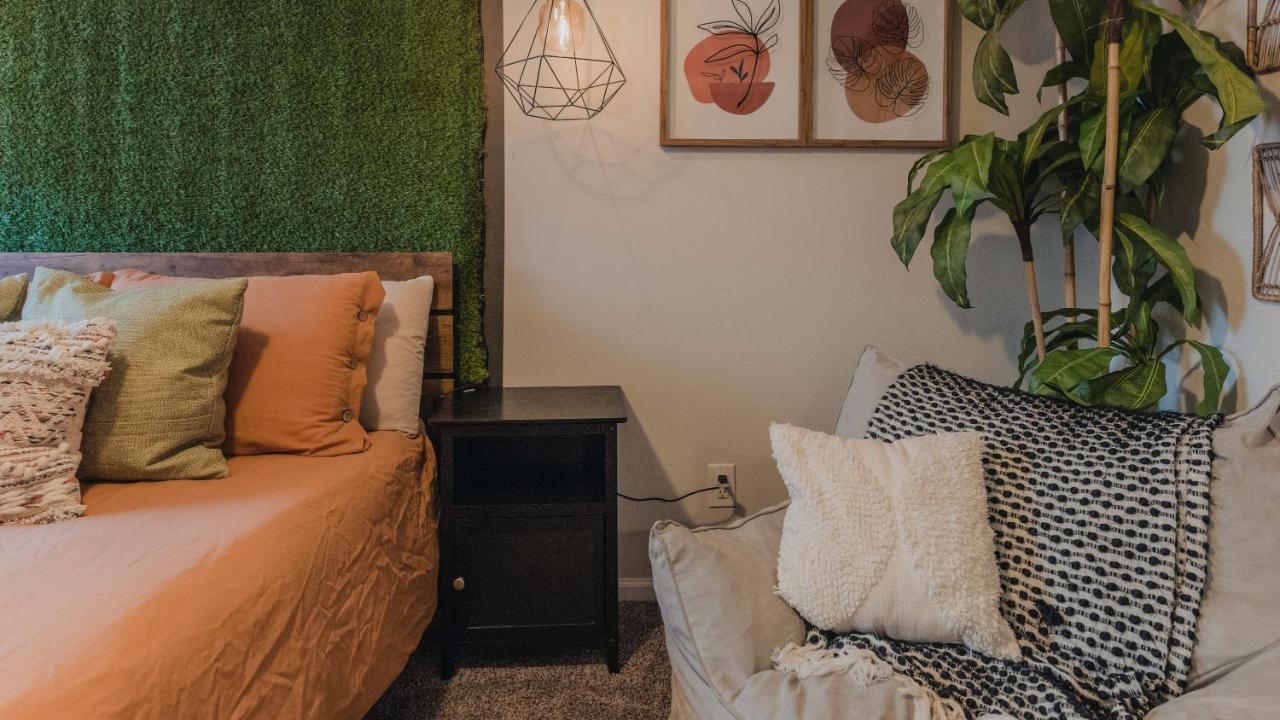 Zen Out In The Comfiest Two Bedroom Zen Den By Sloan's Lake, Сasa de vacaciones